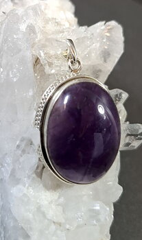 Silver hänge med Oval Cabochon i Ametist 