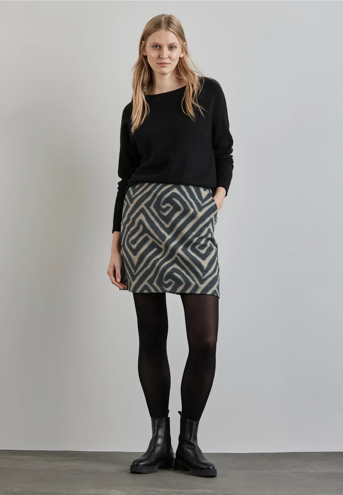 Style Maja Fake Wool Skirt - Cool Vintage Green - Street One - 3