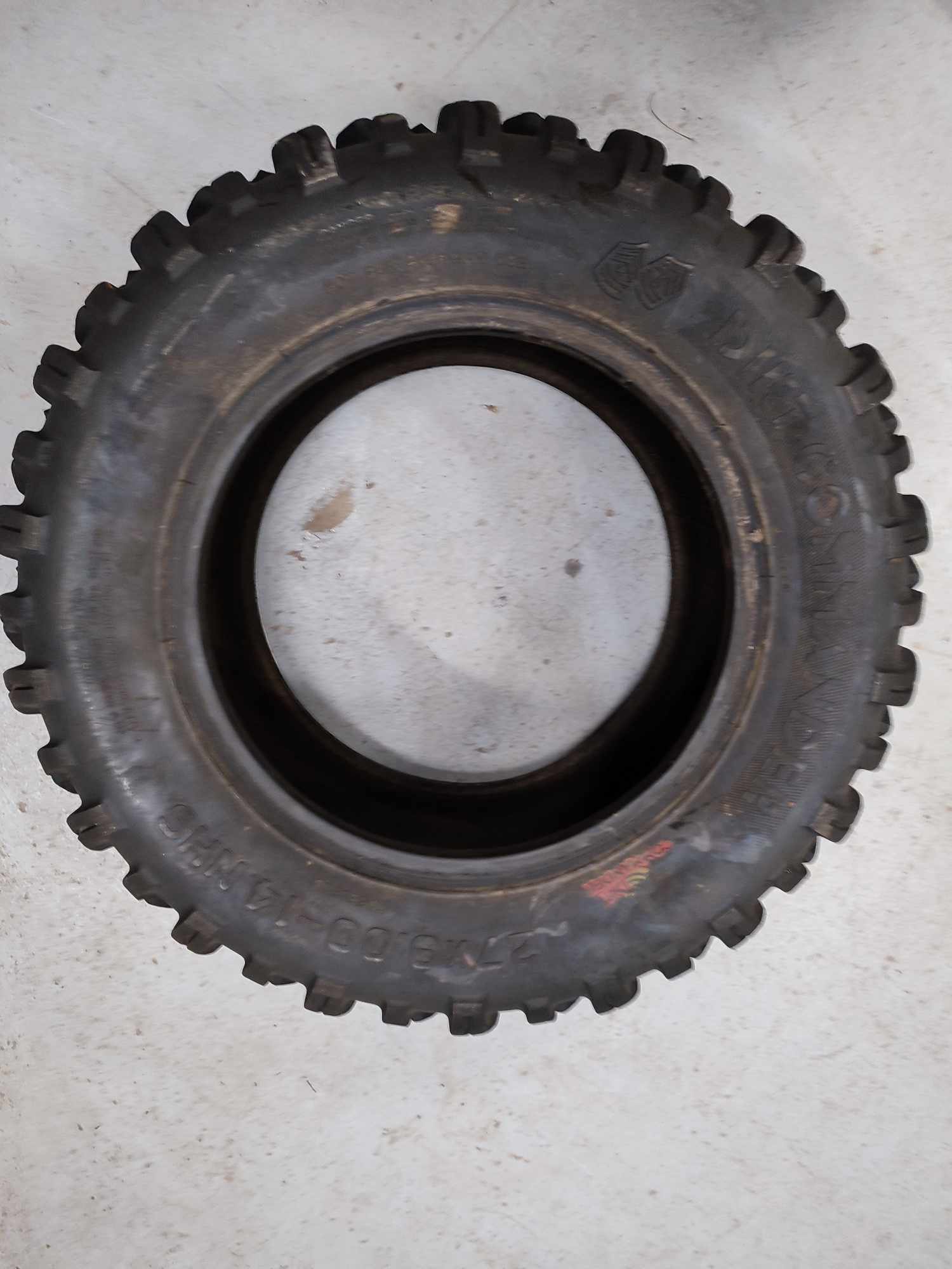 4st 27x9-14"  begagnade - 2