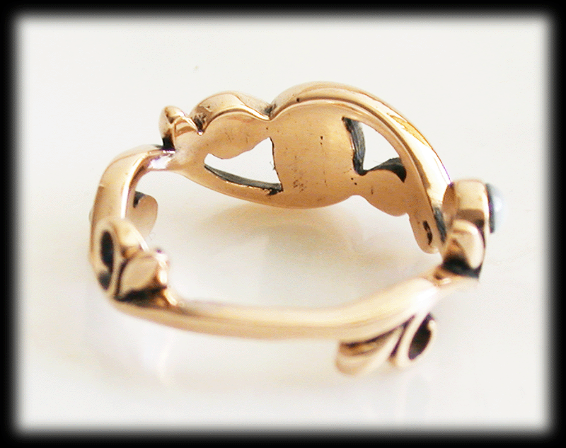 Urläcker brons ring med pärlemor. - 3