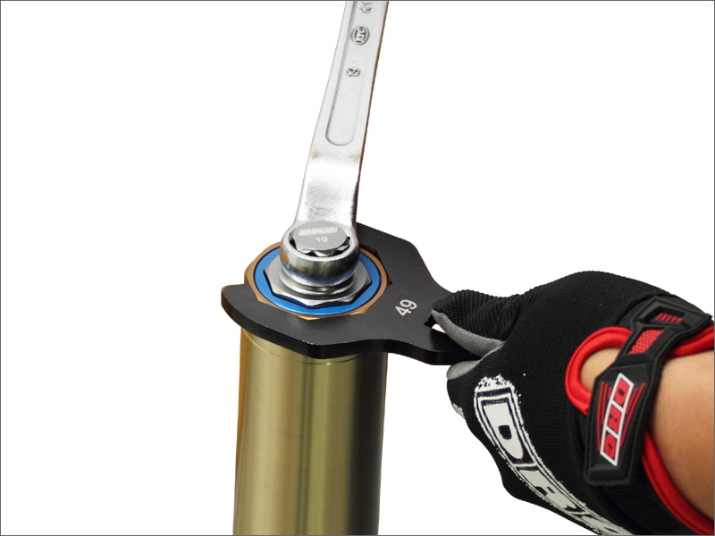 DRC Fork Compression Valve Removal Tool KYB - 2