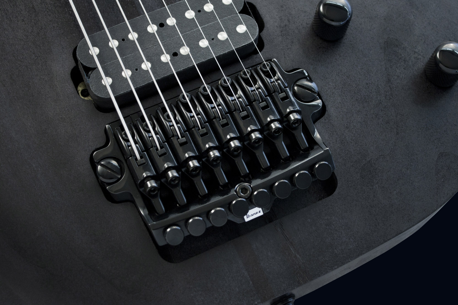 Ibanez M8M - 3