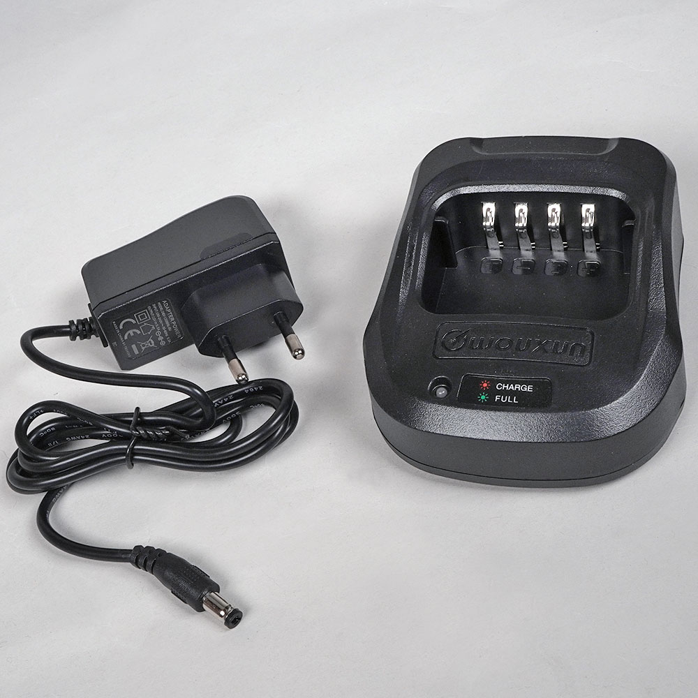 Laddstation,  Wouxun KG-UV9 