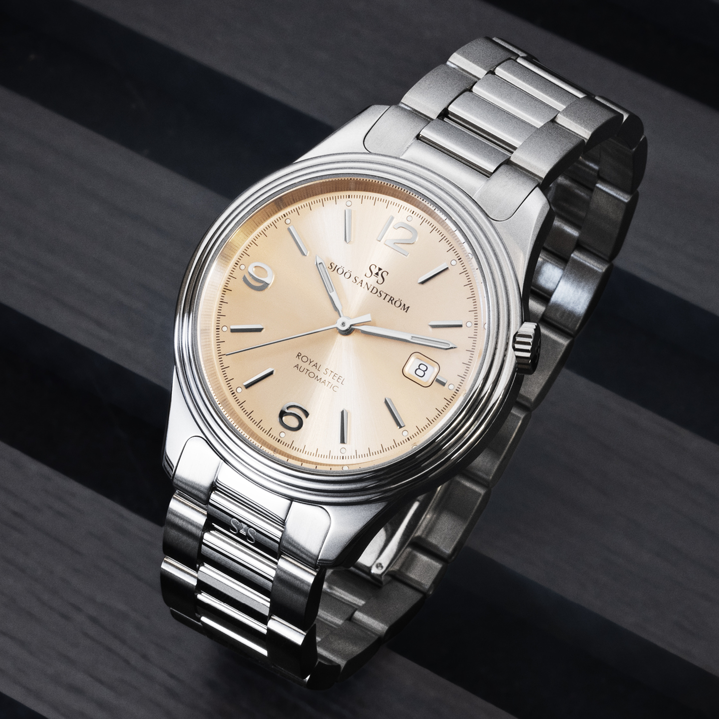 009826 Sjöö Sandström Royal Steel Classic 41 champagne