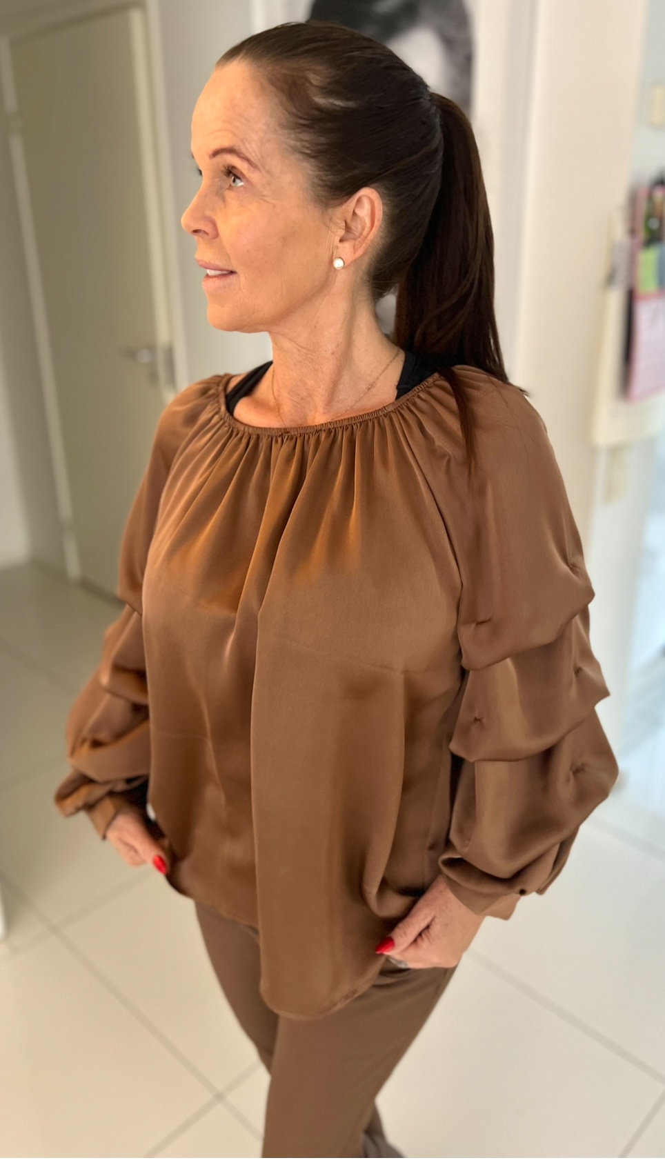 Blus / Guldbrun