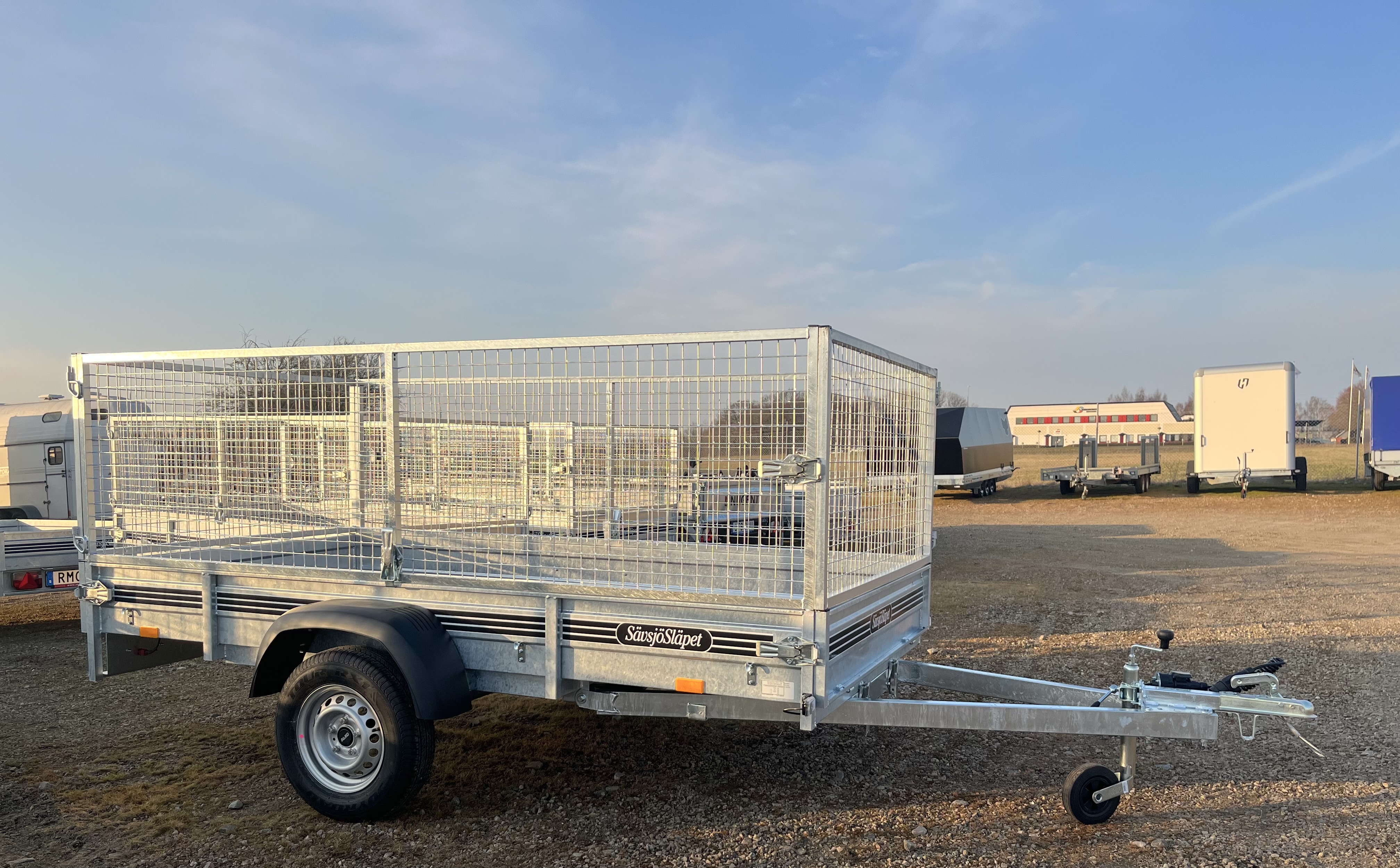SLÄPVAGN :::  FTO 2500 250 x 130 cm -750 kg - OBROMSAD ::: Sävsjö GALLERSLÄP ::: FTO 2500 ::: JBY52G