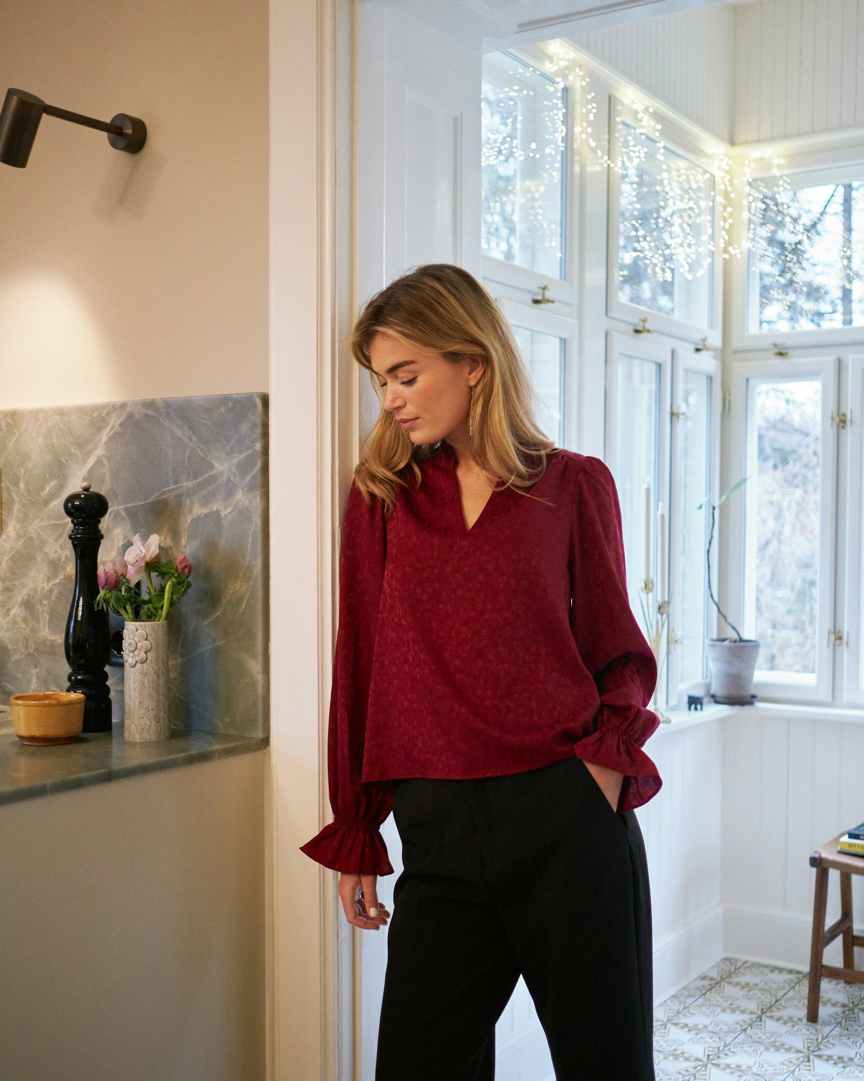 Amara Jacquard Dot Blouse Wine - 6