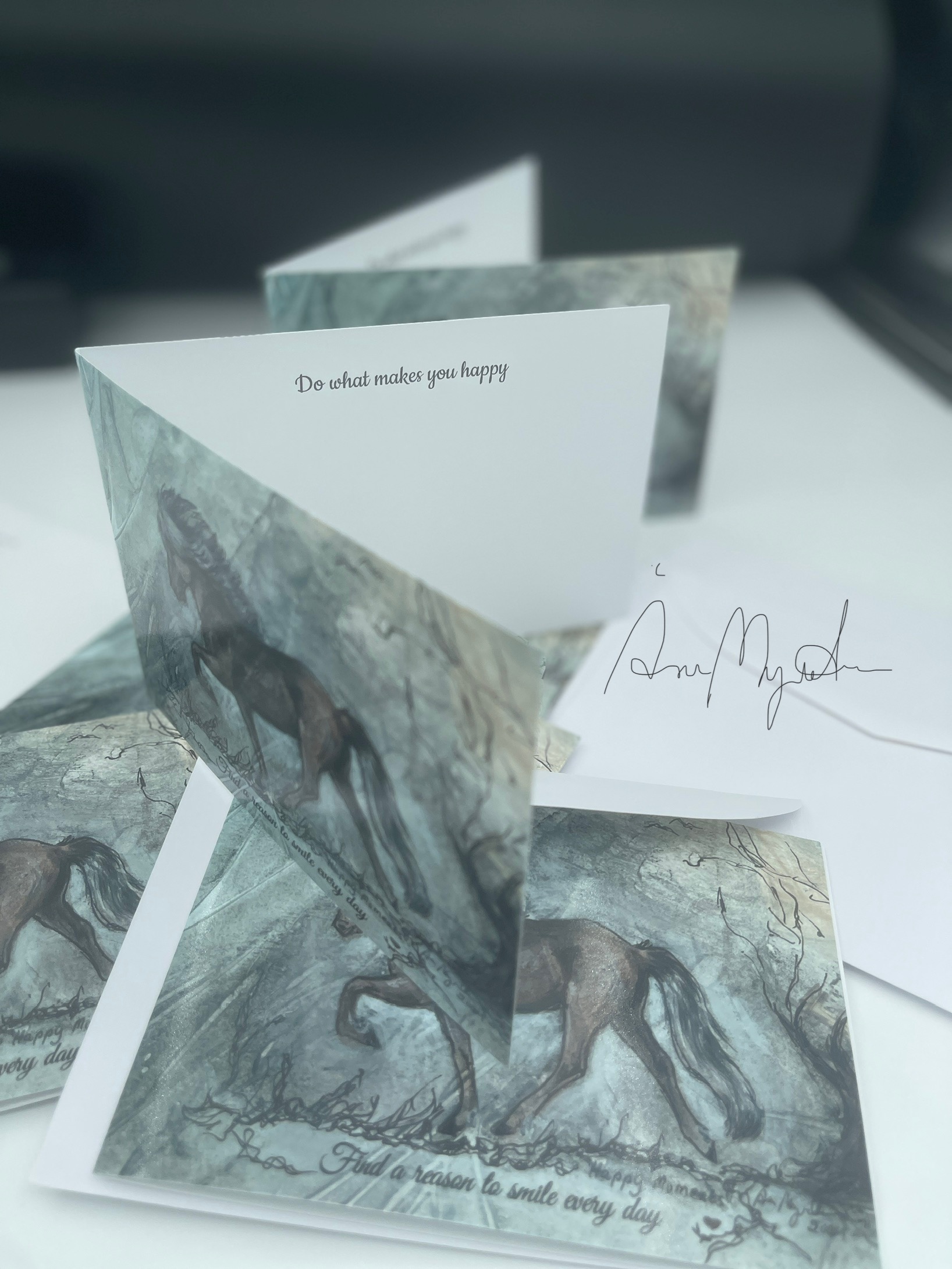 Happy Moments Find a reason to smile every day - Icelandic horse. 10x15 cm Bi-fold card incl envelope - 2
