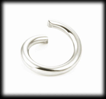 0.8 x 6 mm. Smyckes ring i Äkta silver.