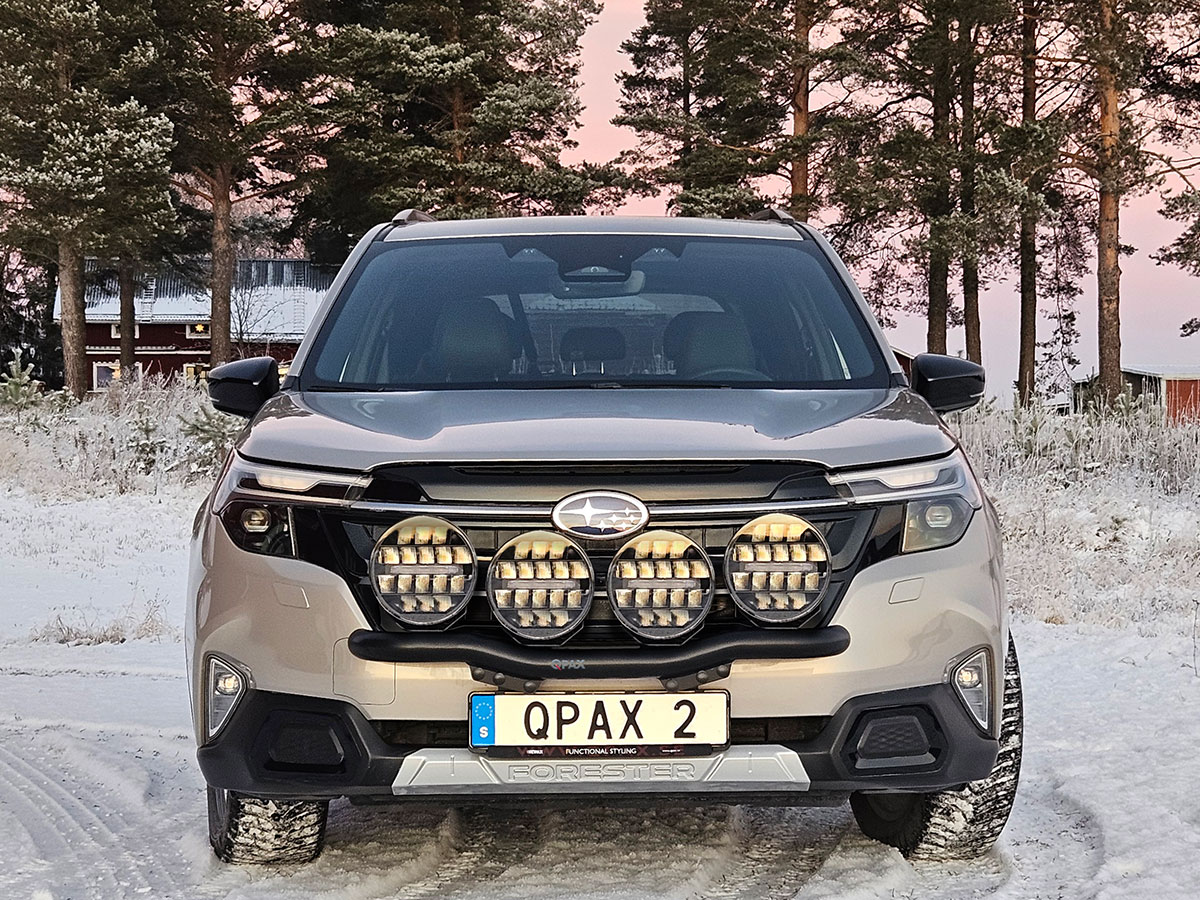 Q-LIGHT Subaru Forester 25- frontbar  for 4pcs aux. lights - 2
