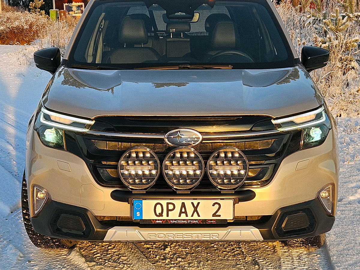 Q-LIGHT II Subaru Forester 25- Frontbar for up to 3pcs of auxiliary lights