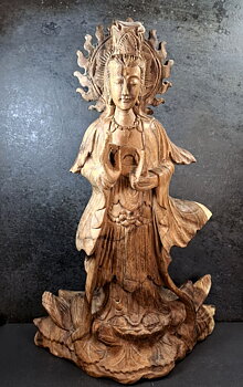 Kuan Yin Staty handsnidad i trä - 50cm 