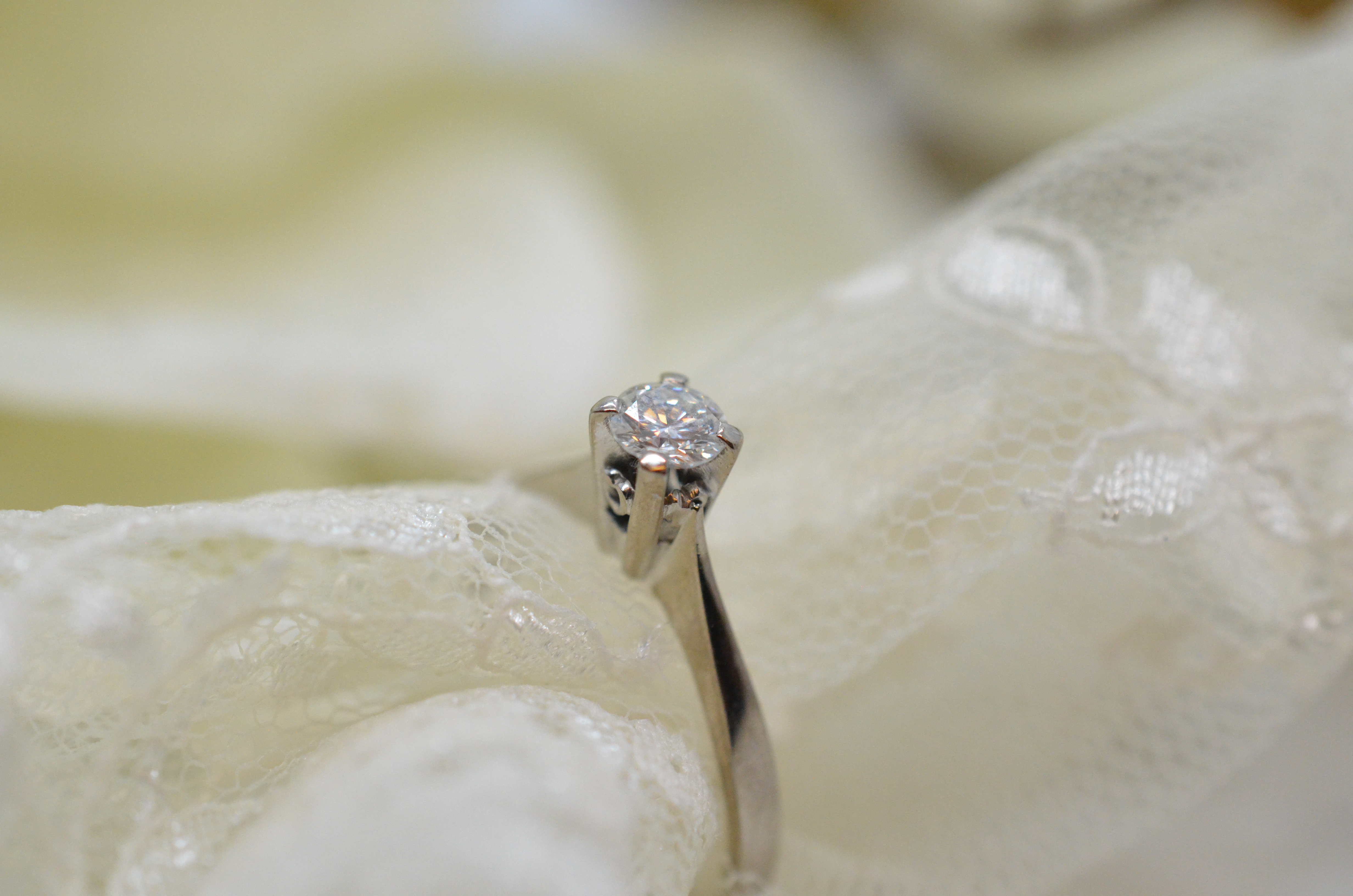 Vintage 18k diamond ring 0,30 ct GIA