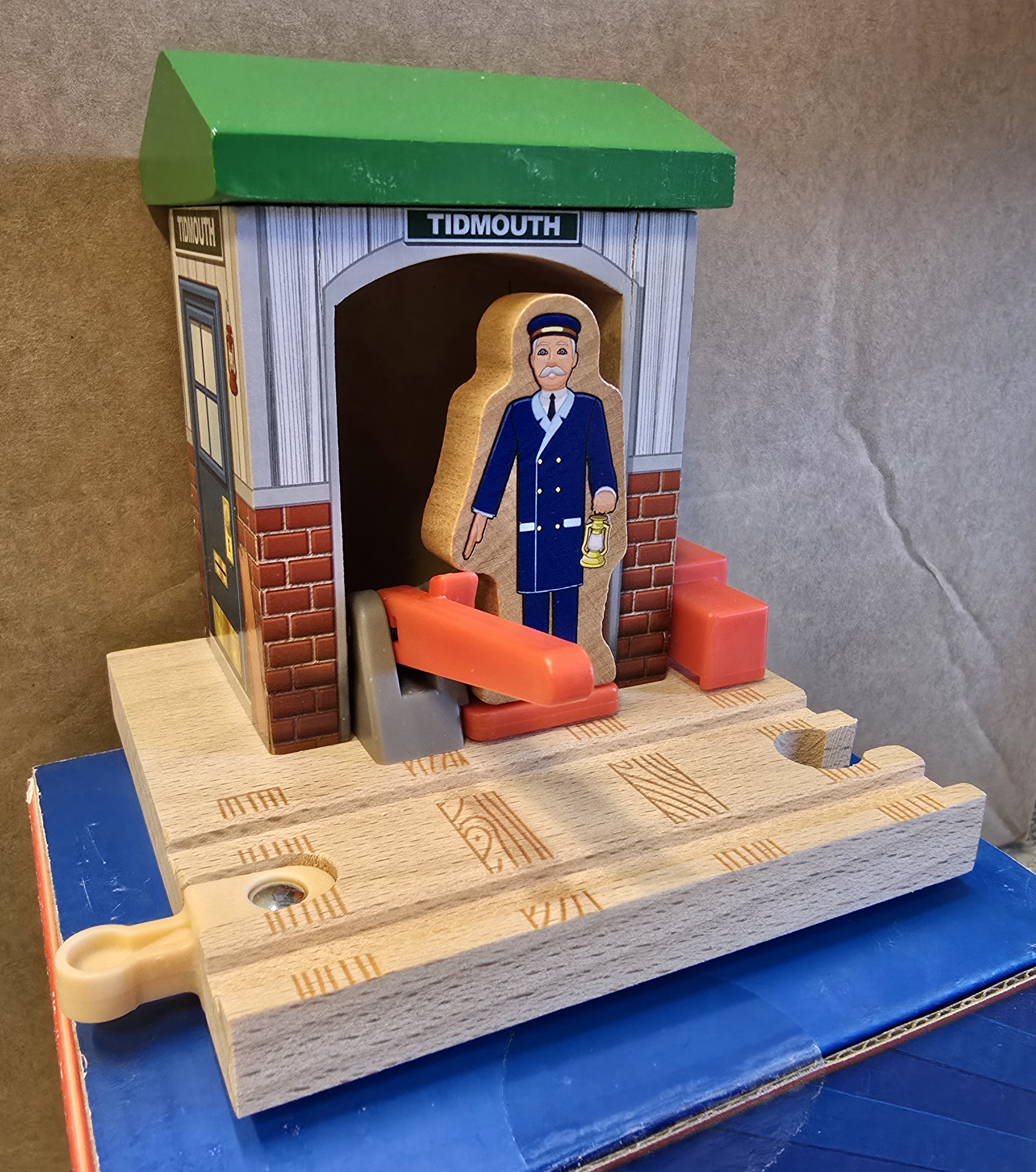Thomas Tidmouth signalhus m bom (tretog) - 2