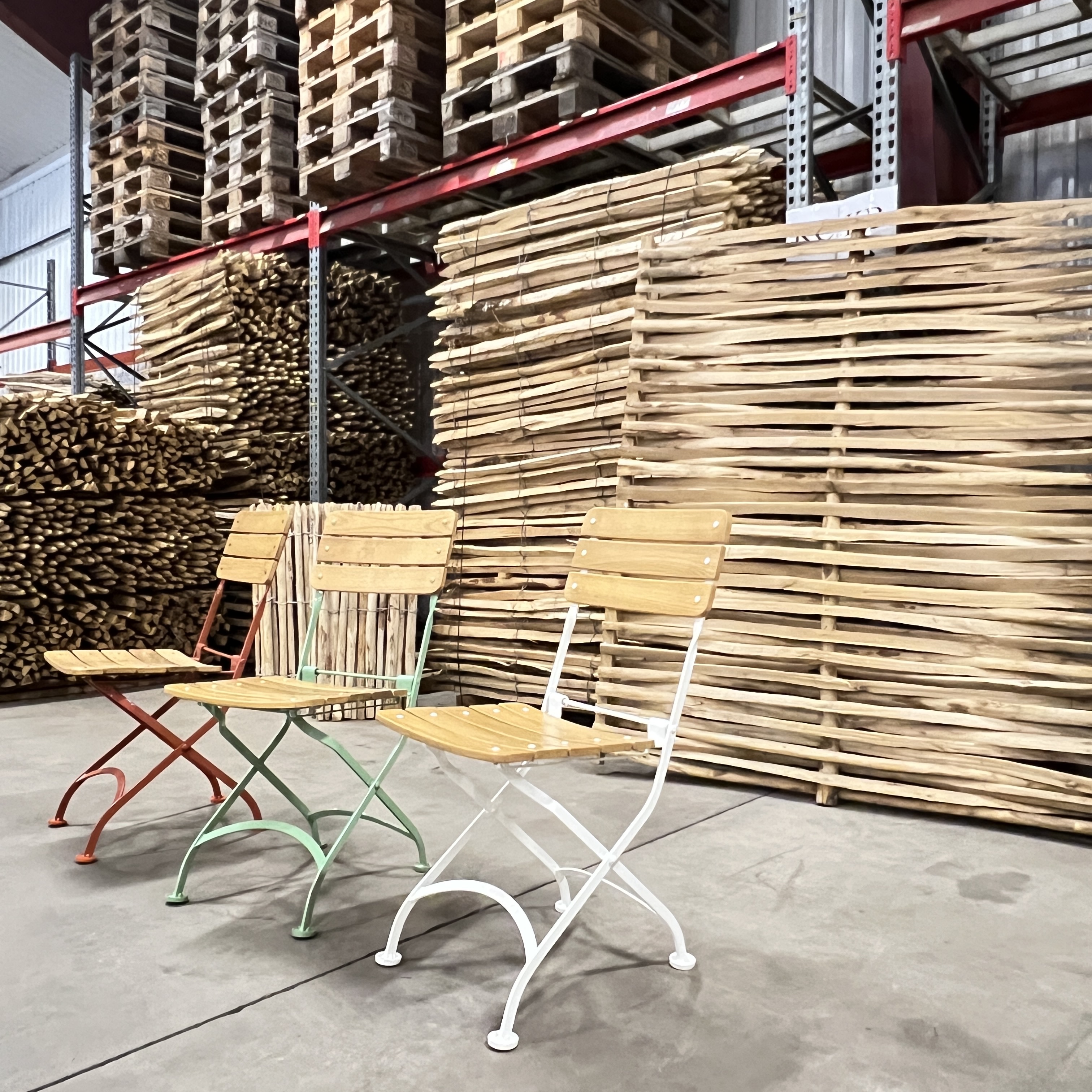 Café Gardenchair Chestnut - Gotland White - 2