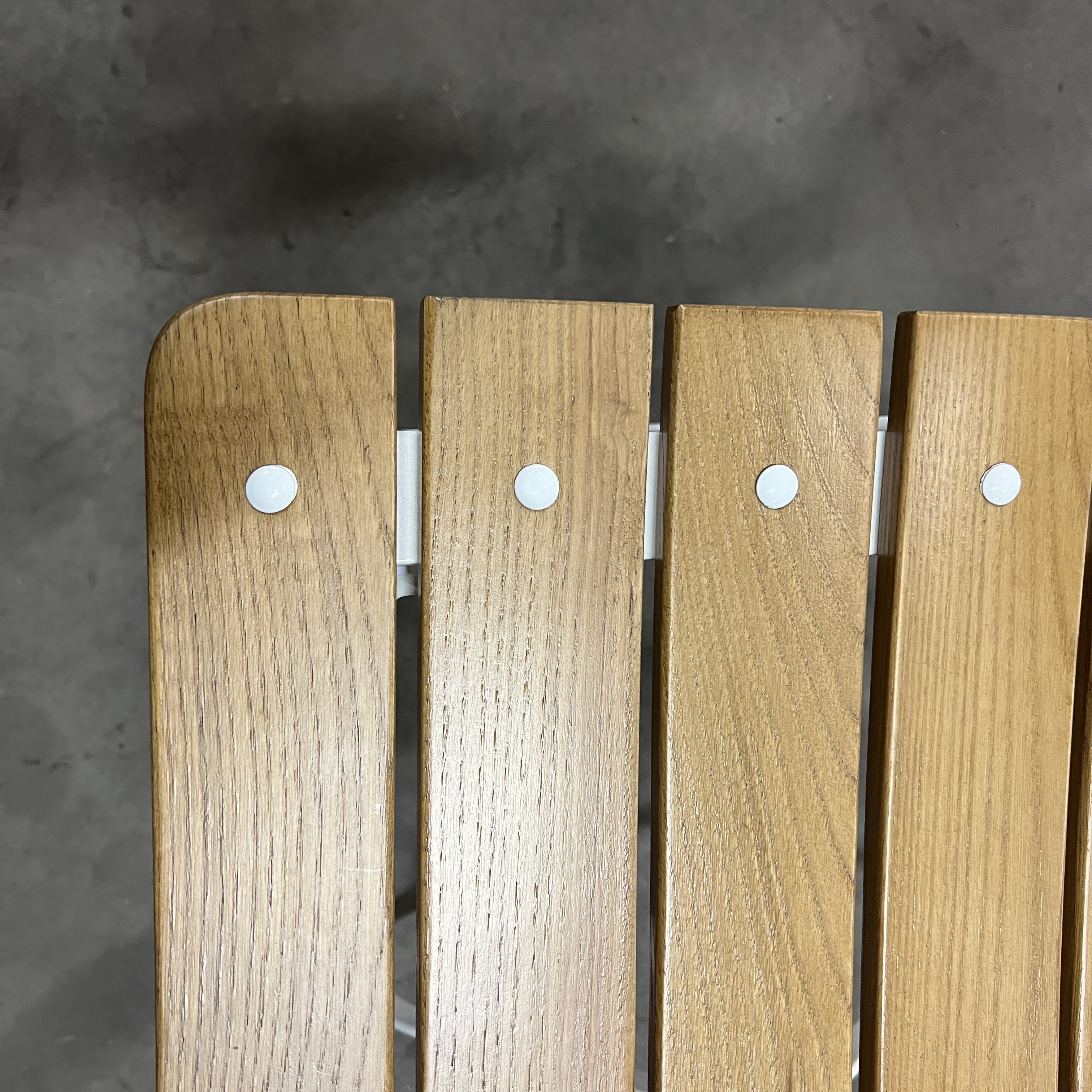 Café Gardenchair Chestnut - Gotland White - 9