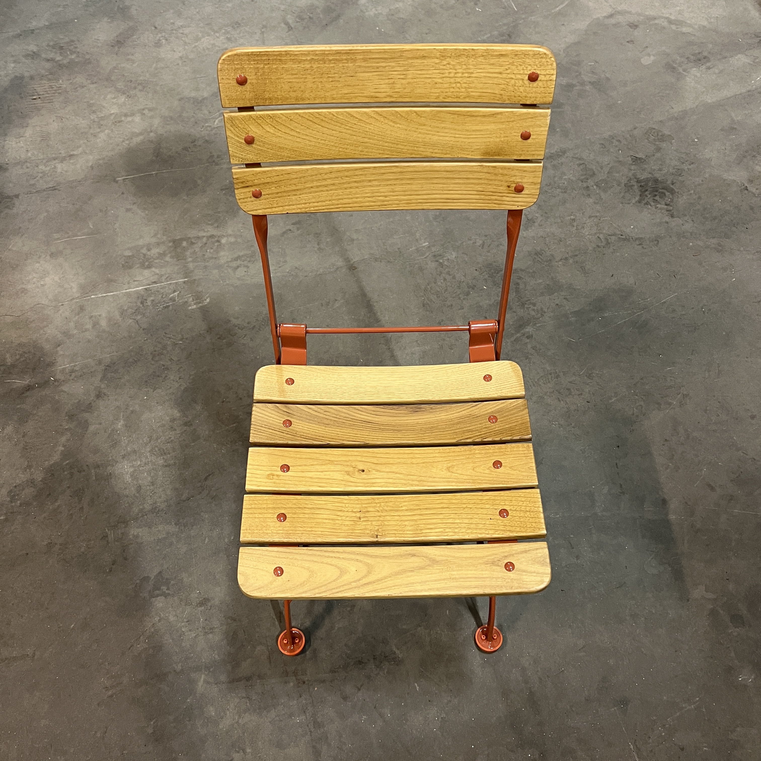 cafe-gardenchair- lght falu red - 3