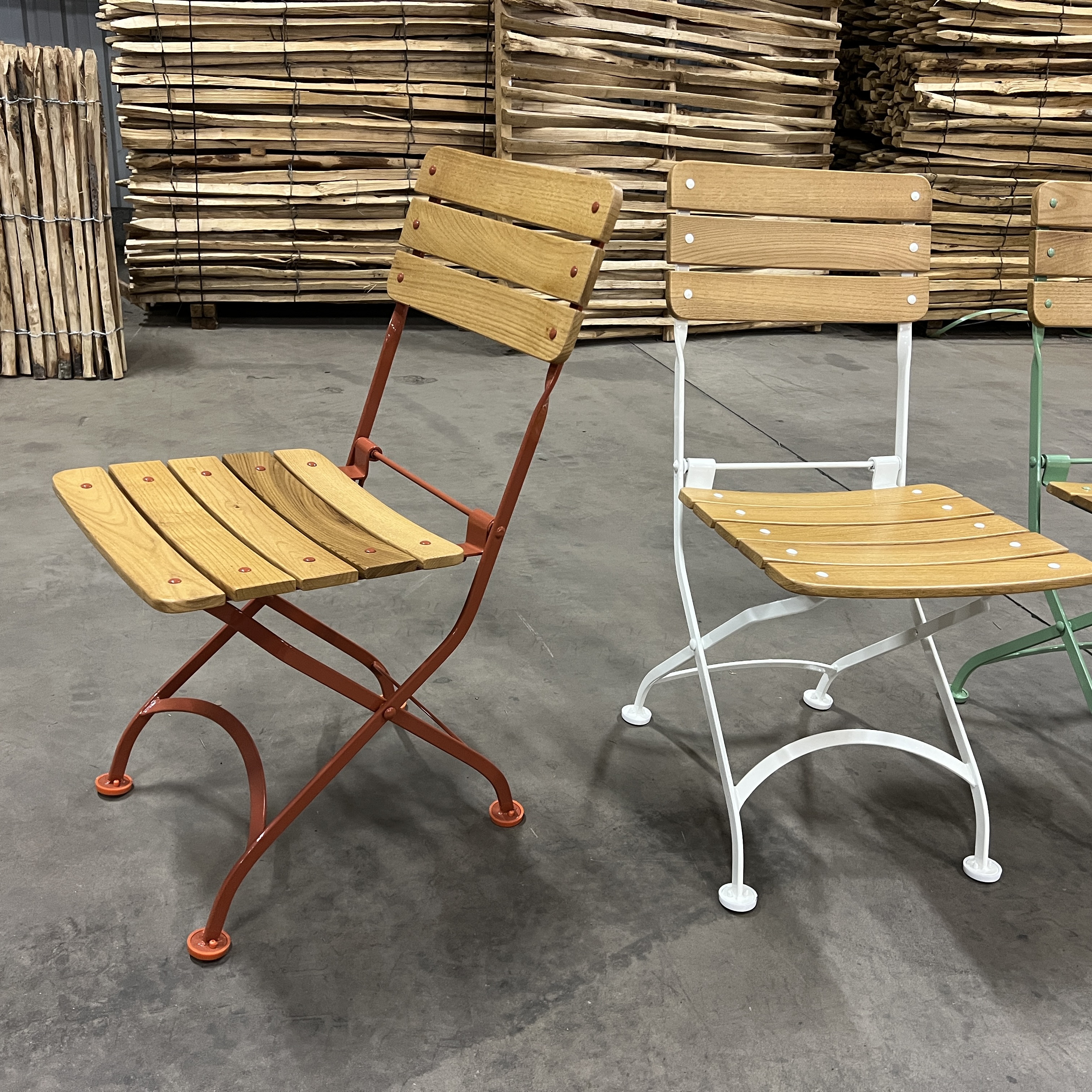 cafe-gardenchair- lght falu red - 6