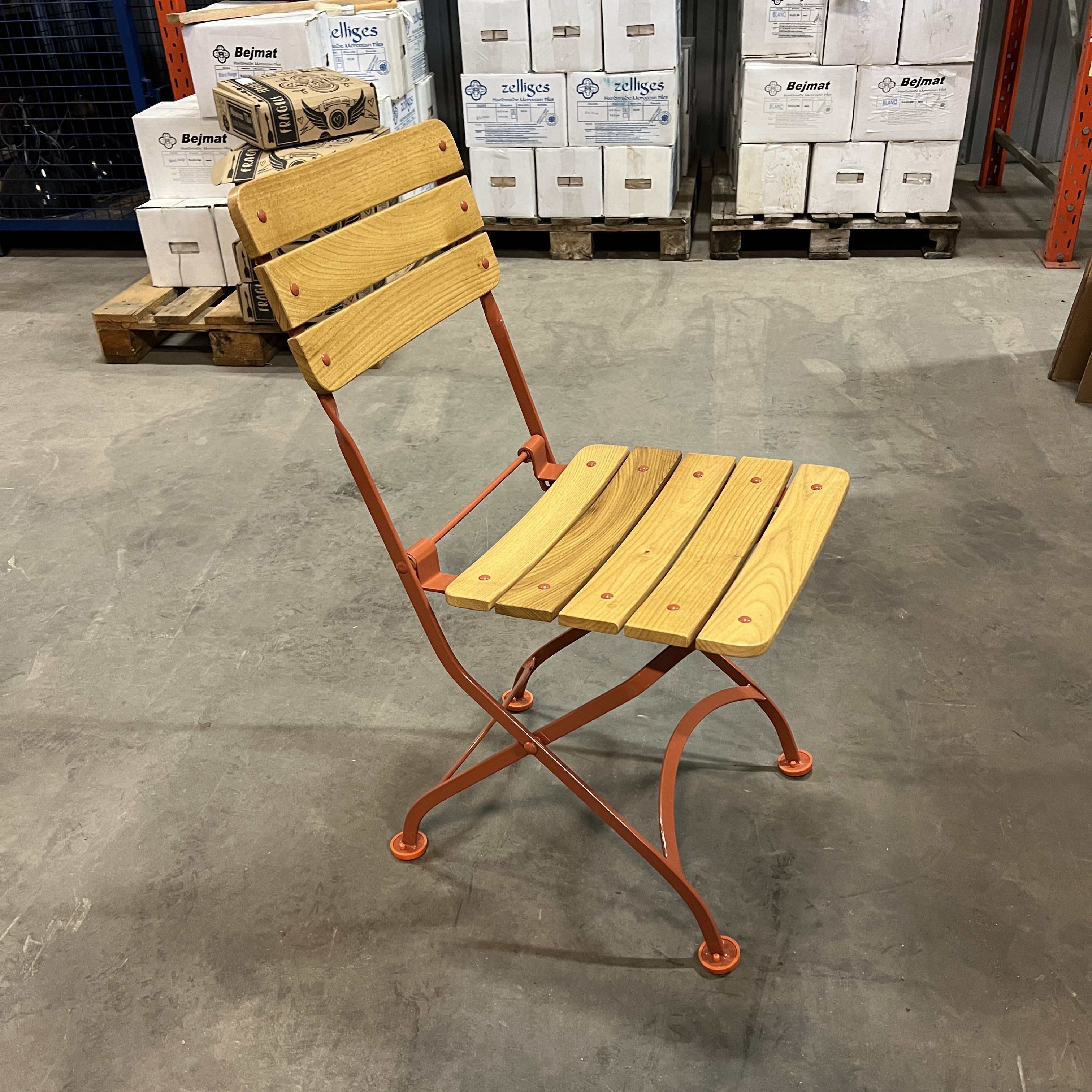 cafe-gardenchair- lght falu red - 4