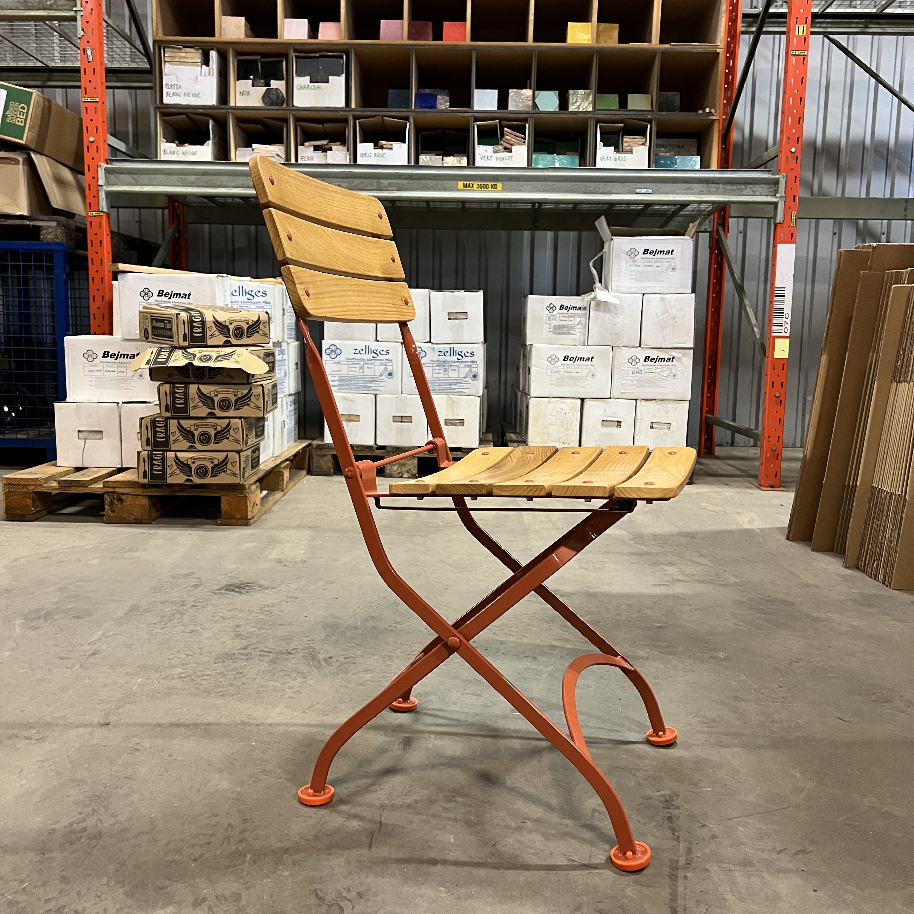 cafe-gardenchair- lght falu red - 5