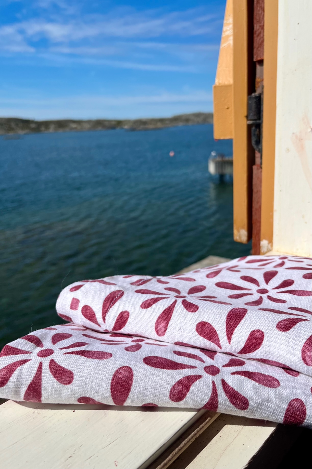 Linen Towel Watercolour White/Red - 3