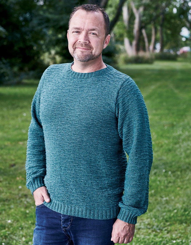 893406 Herrjumper med aviga ränder