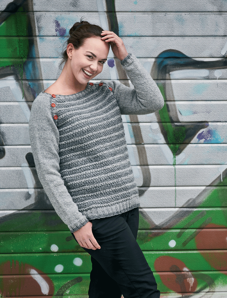 893701 Sweater med knappstängning