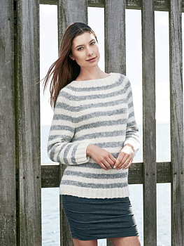 896208 Randig raglansweater i Alice