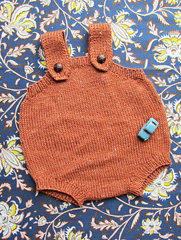 Babybyxor med hängslen baby 0-12 mån (Digitalt)