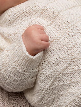 Hugos tröja, barntröja i enkel struktur