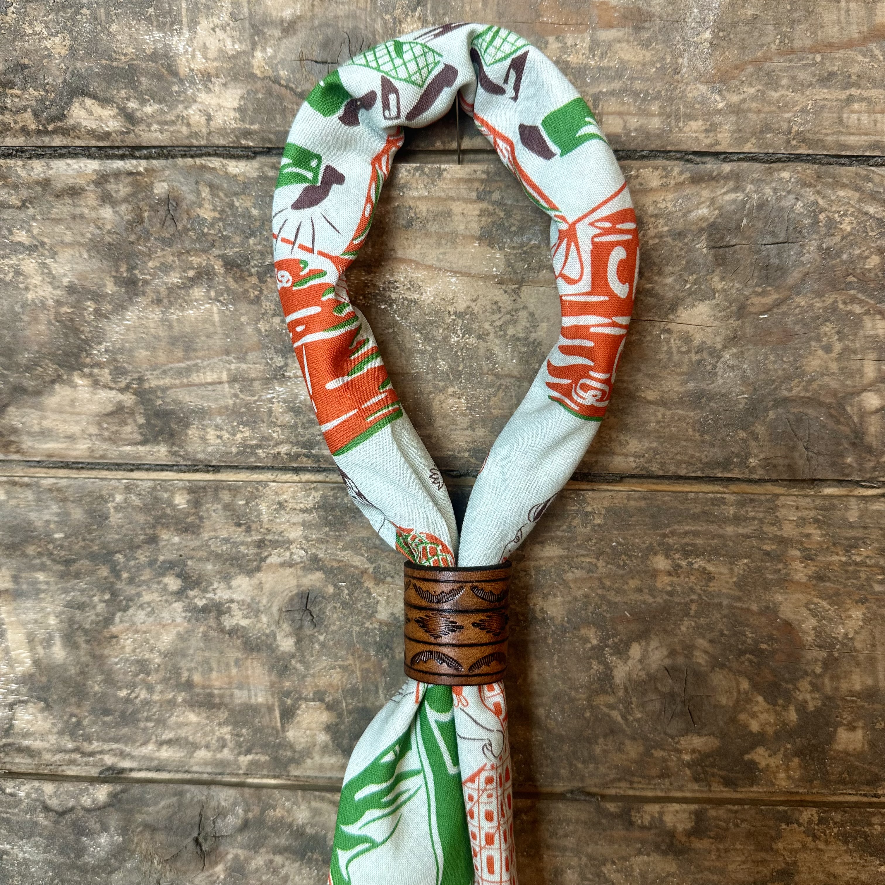 Bandana bolo läder
