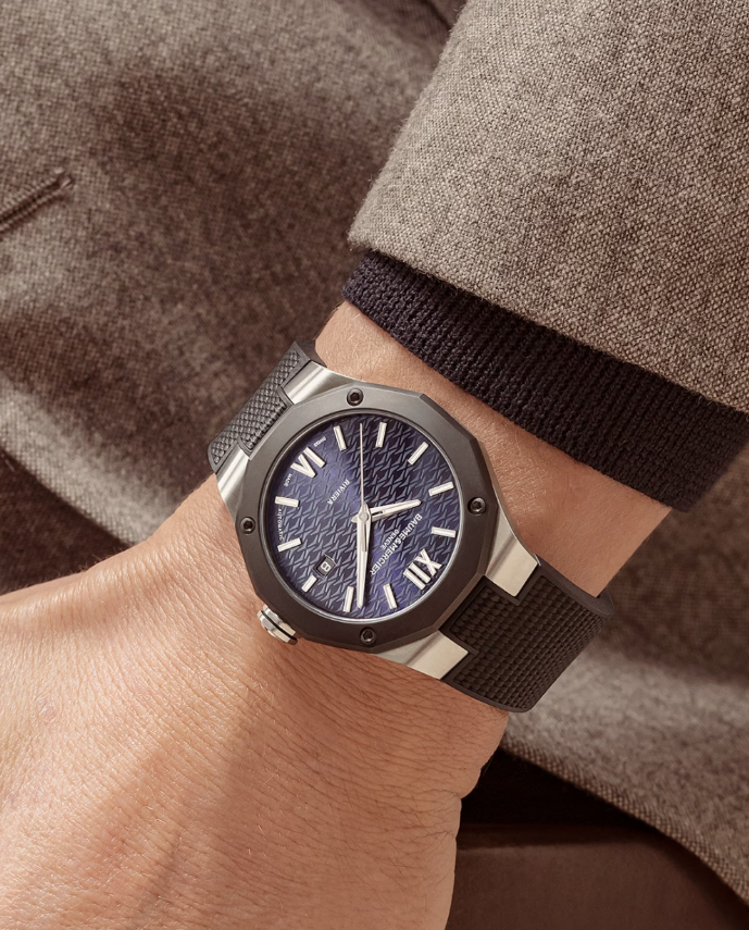 MOA 10768 Baume & Mercier Riviera 42, 10768