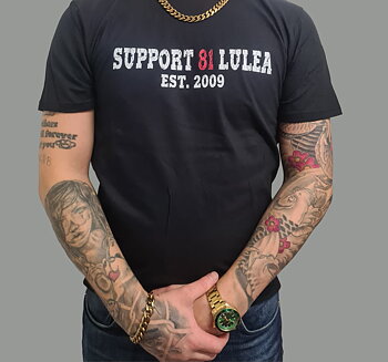 T-shirt Only The Strong