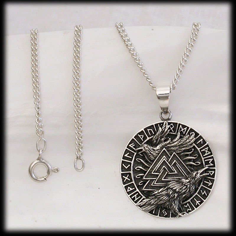Valknut hängsmycke i Äkta silver - Odens knut. - 2