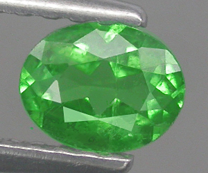 Preciosa piedra preciosa suelta de granate tsavorita natural de corte ovalado muy bonita de 0,34 ct