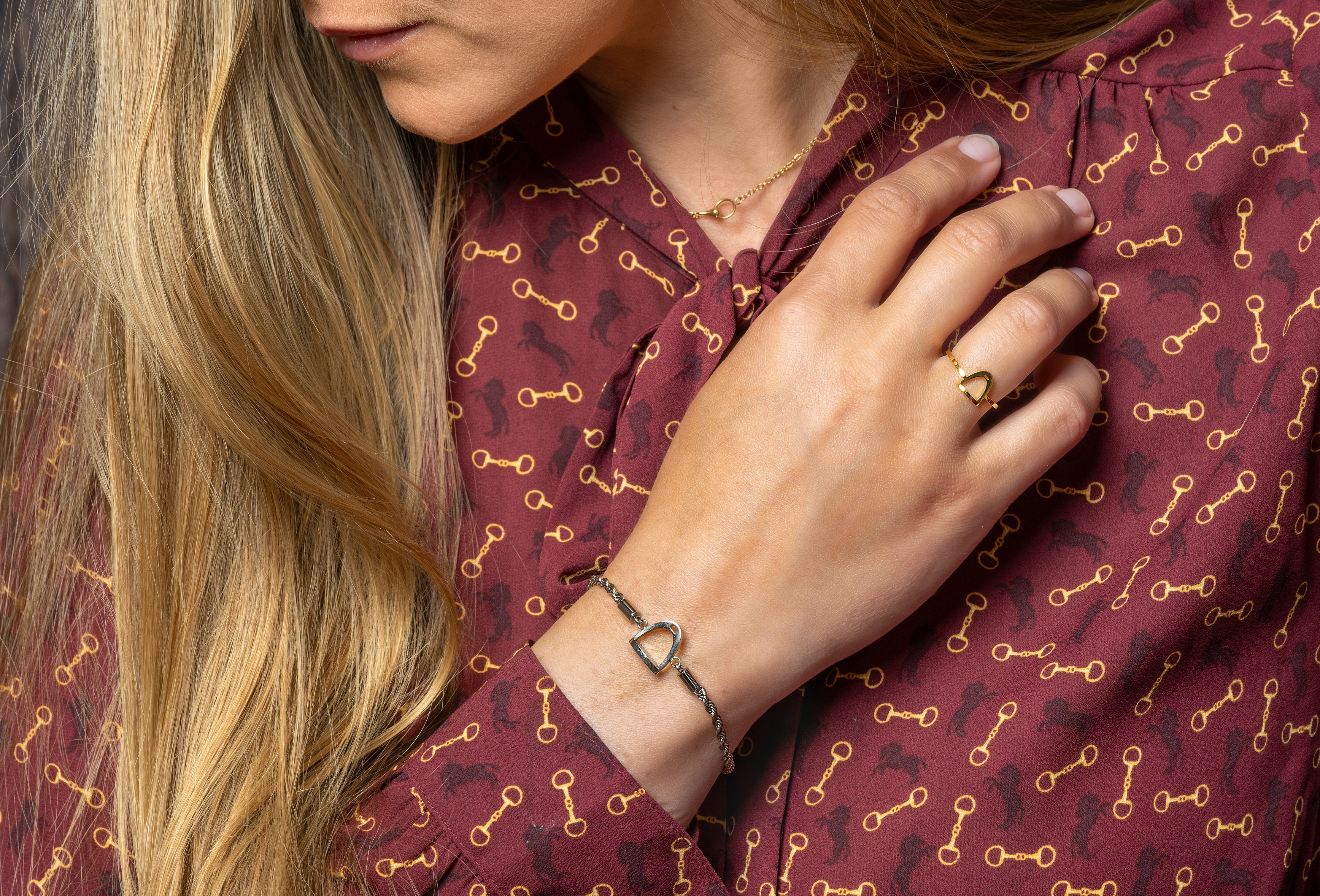 Stirrup Ring Gold - 3