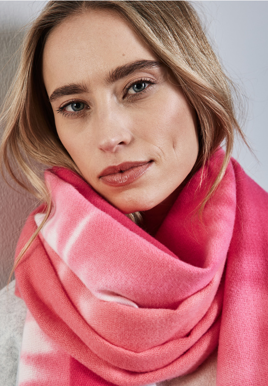LTD QR Cosy Dip Dye Longscarf - Berry - Street One