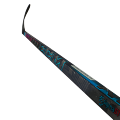 CCM Vizion Hockey Stick - Sr 85R P28+ - 4