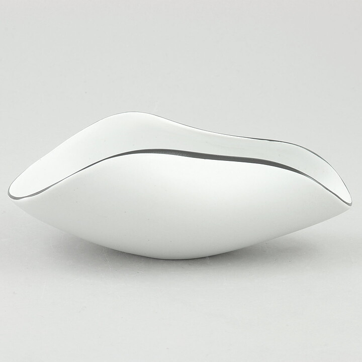 Stig Lindberg (Veckla 1950) White Sculptural Bowl with Black Border 15 cm