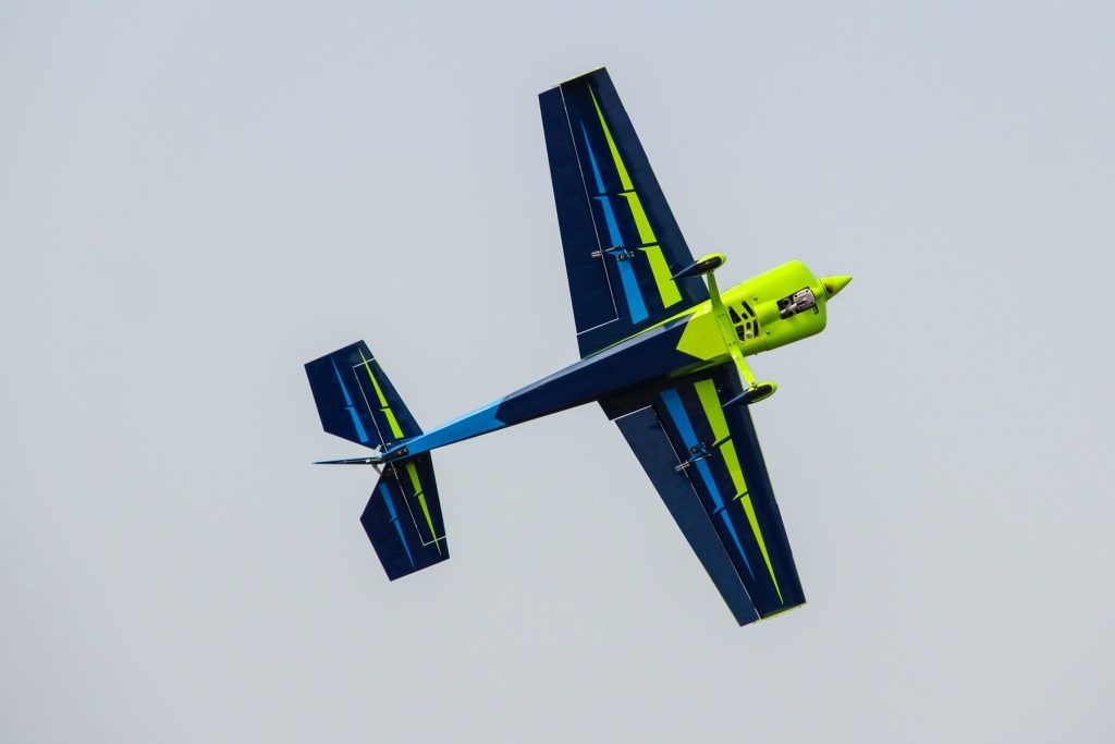 Pilot RC 74" Slick 1880mm Green-Blue - 11