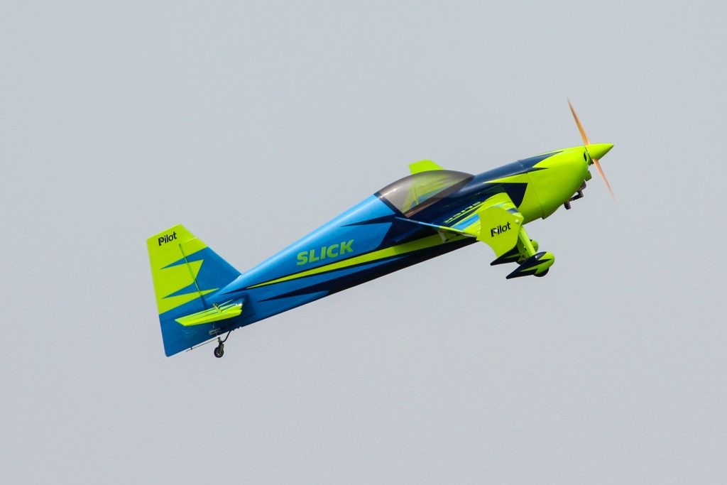 Pilot RC 74" Slick 1880mm Green-Blue - 10