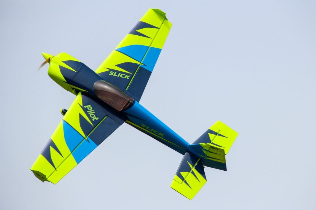 Pilot RC 74" Slick 1880mm Green-Blue - 9