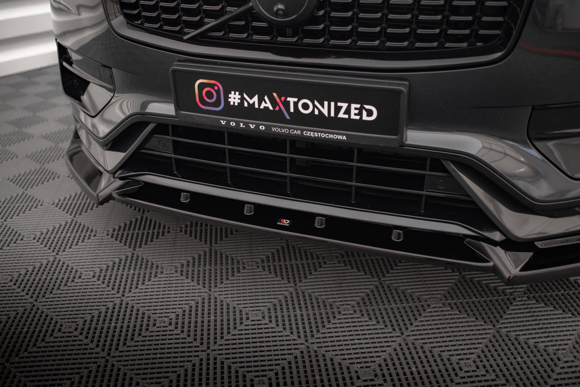 Maxton - Volvo XC90 R-Design Mk2 Facelift - Front Splitter V.2 - 3