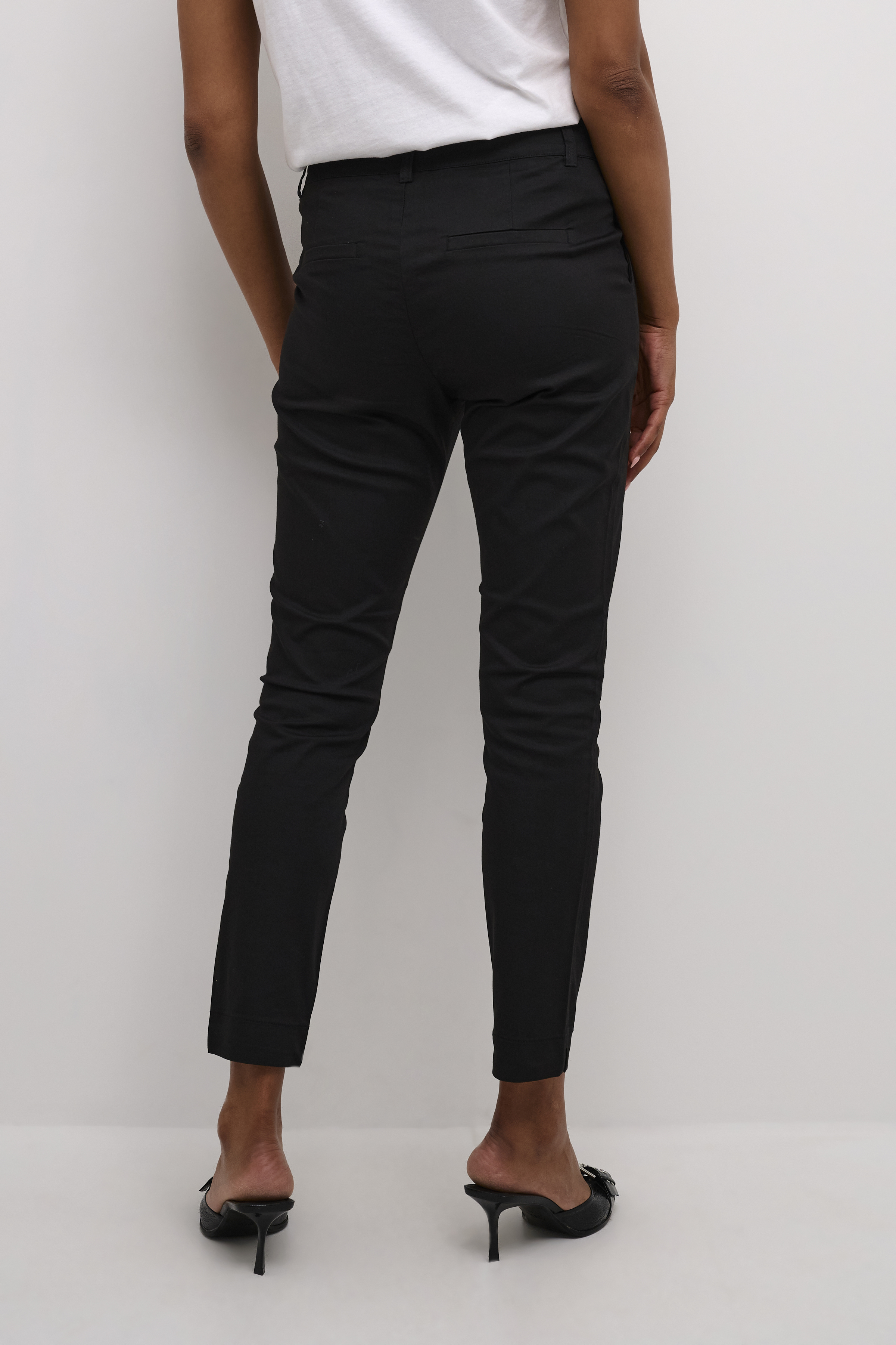 KAlea  Chino Pant Black Deep