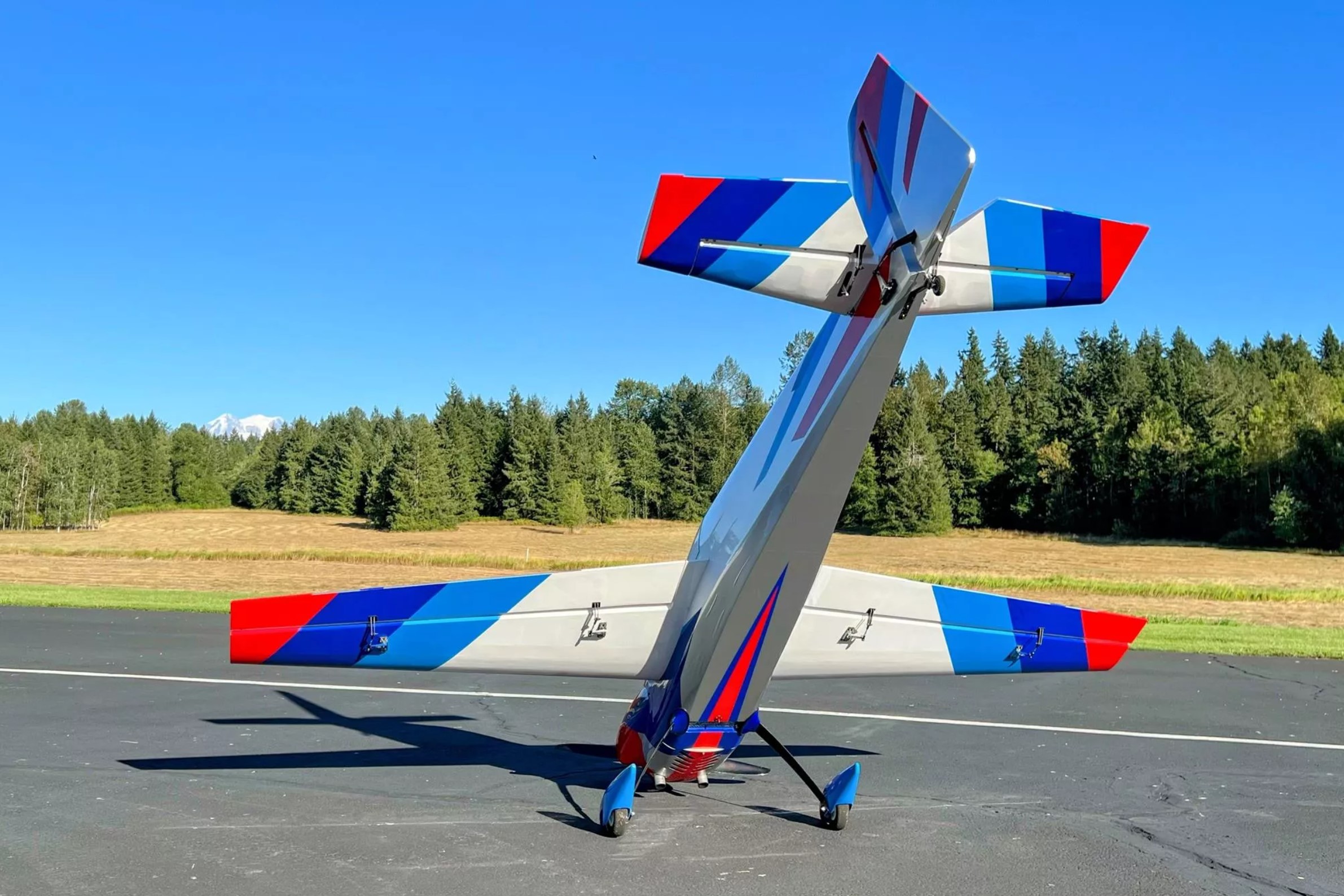 Extreme Flight Laser 104 V2 Blue/Red/White - 4