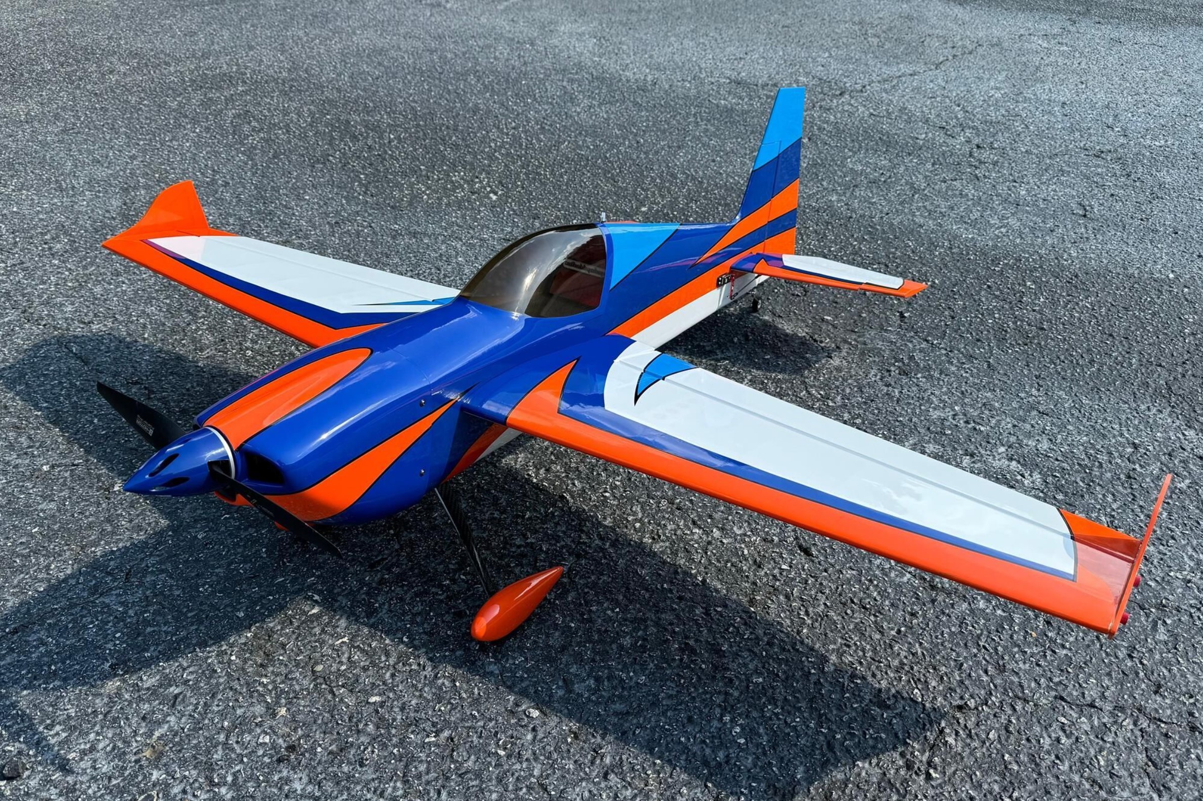 Extreme Flight Slick 580 60 V3 RXR Blue/White