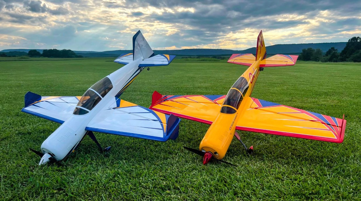 Extreme Flight Yak 54 60 V2 Yellow - 4