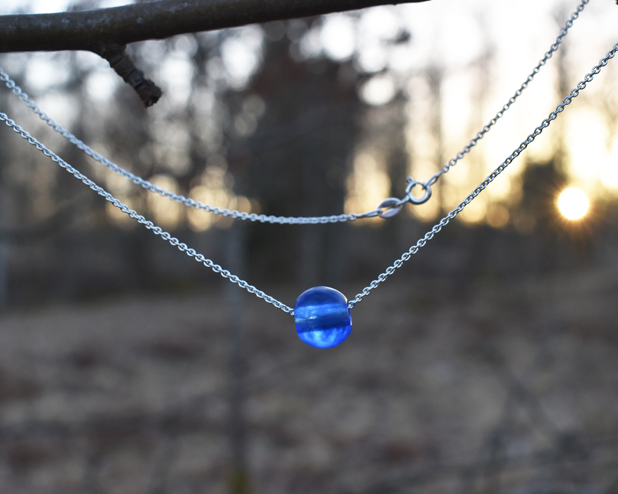 ELVES SKY - necklace in light blue 