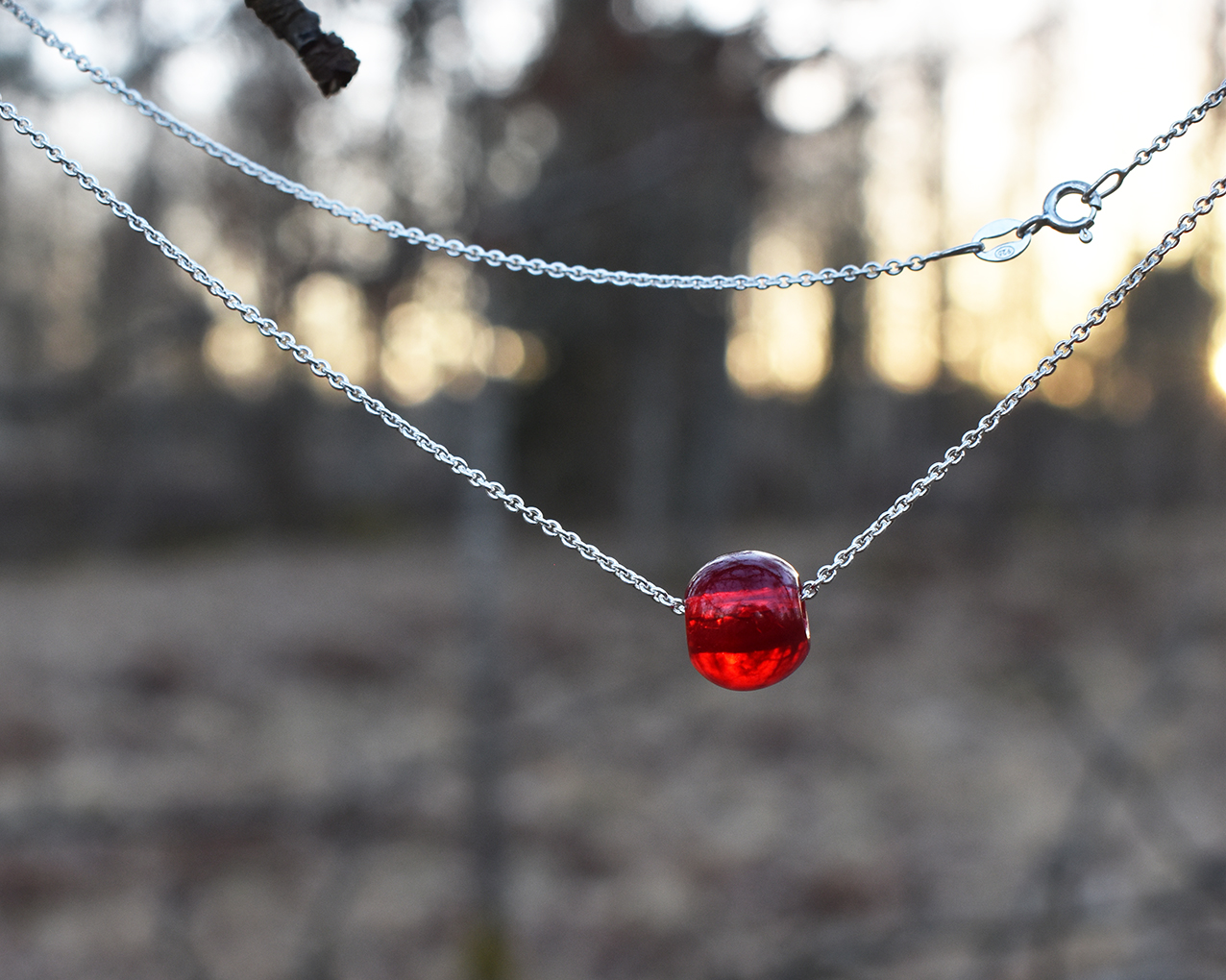 ELVES LINGON BERRY - necklace in red 