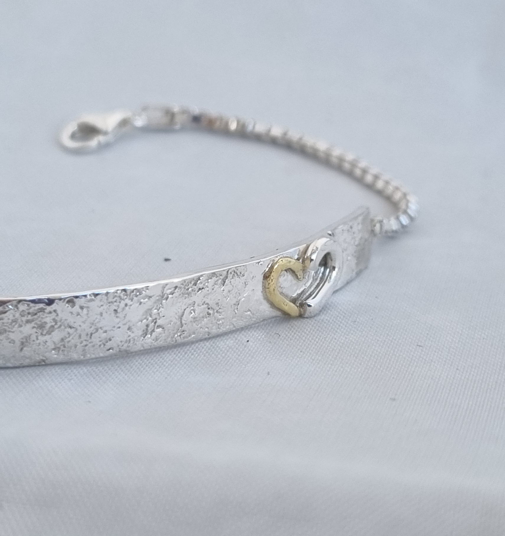 Armband med platta och hjärta  18,5 cm - 2